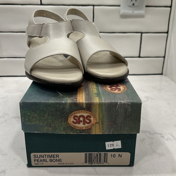 SAS Suntimer Heel Strap Sandal Pearl Bone Size 11 - Picture 8 of 14
